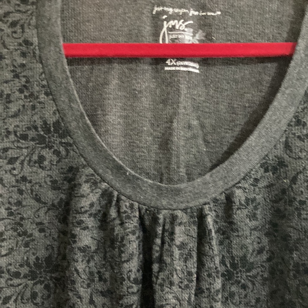 Gray flowered shirt size 4X